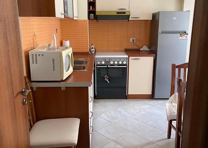 1bedroom In - Close To Scanderbeg Square 公寓